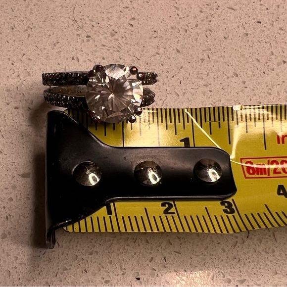 Round Cushion Cut Double Band Crystal Cocktail Ring 💍 - Picture 16 of 16